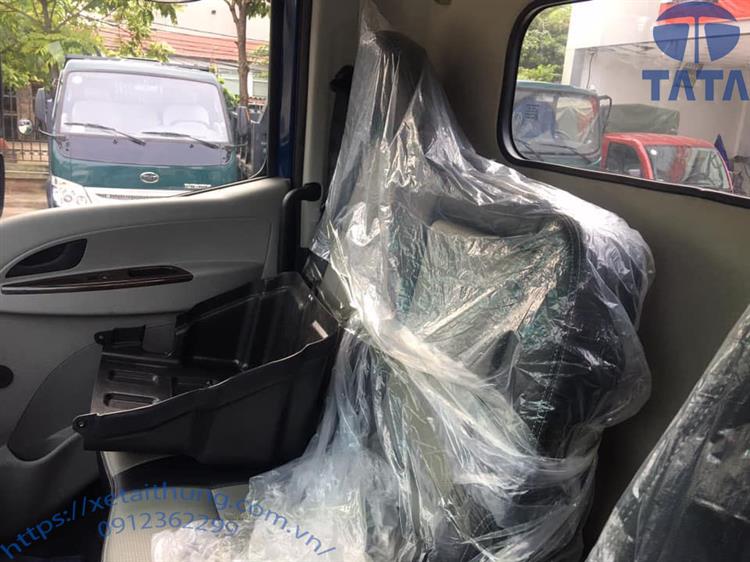 XE TẢI 7 TẤN TATA THÙNG 6M2 MUI BẠT